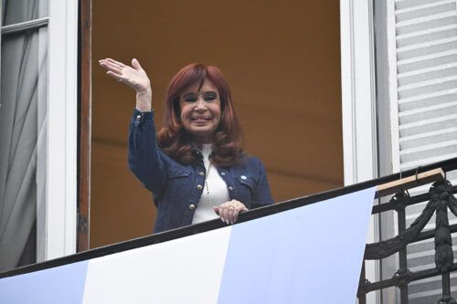 A un mes del cambio de las autoridades en el PJ bonaerense, crece el enfrentamiento entre Kicillof y La Cámpora - Image 3