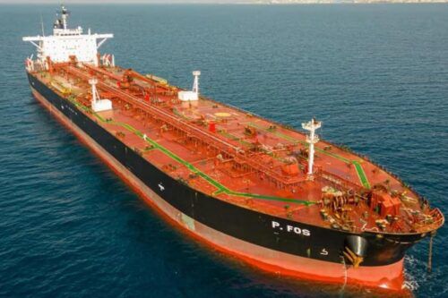 Francia intercepta un petrolero ruso frente a su costa y procesa a dos tripulantes