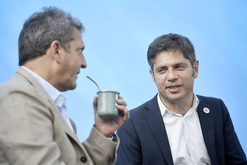 Kicillof, Taiana, Massa y Grabois cerraron la campaña: "No puede quedar un jubilado ni un trabajador que le ponga el voto a Milei"