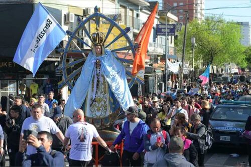 Peregrinación a Luján: masiva convocatoria rumbo a la basílica
