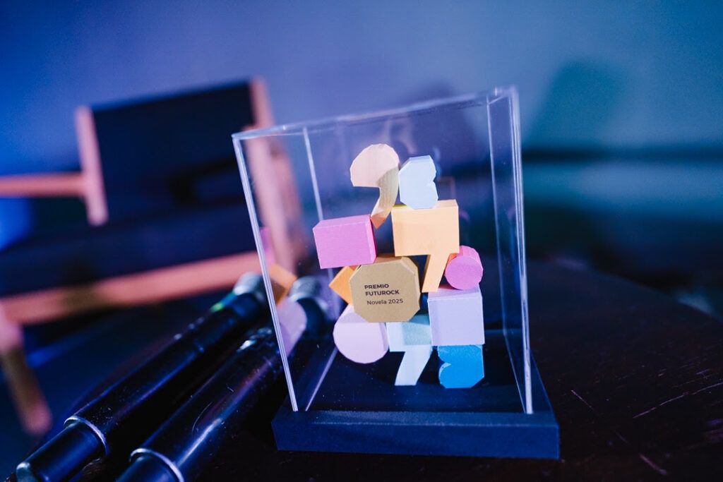 Premio Futurock de Novela 2025: se entregó el mayor galardón de la edición independiente 1 Premio Futurock de Novela 2025: se entregó el mayor galardón de la edición independiente