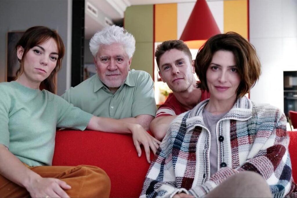 Se viene una “Amarga navidad” y Pedro Almodóvar lo tiene muy claro