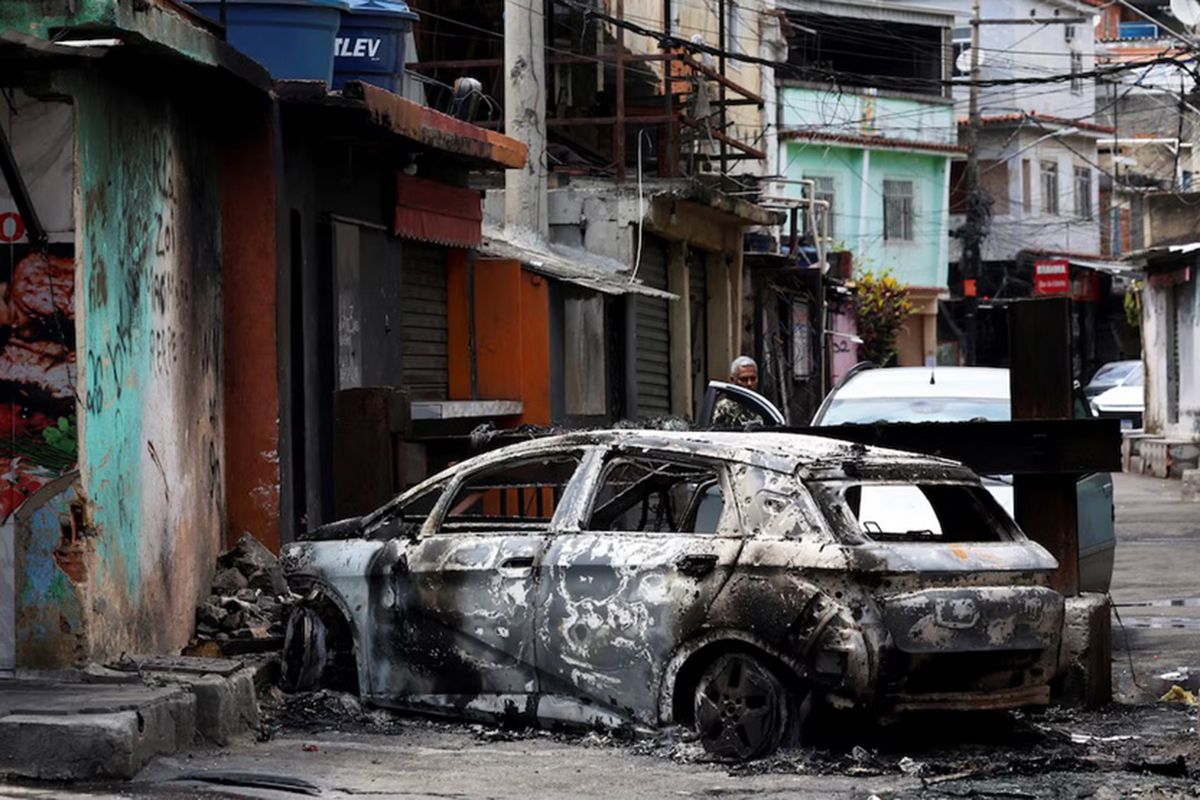 Más de 60 muertos en un megaoperativo contra la banda criminal Comando Vermelho en Río de Janeiro