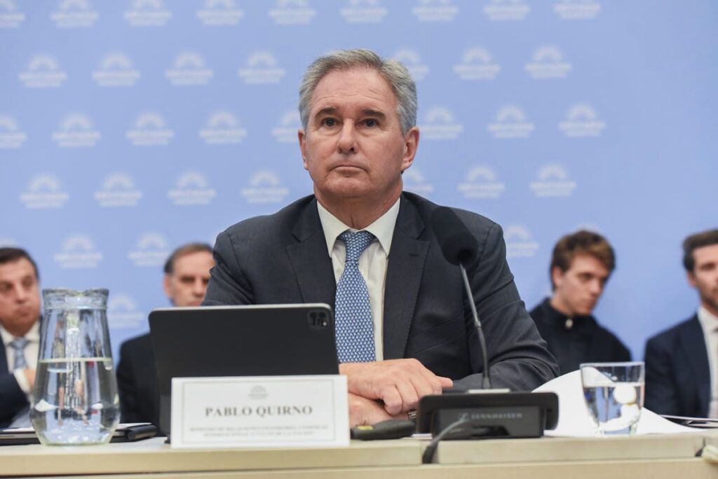 Quirno fue a Diputados y culpó al “pavor a que vuelva el peronismo” por la inestabilidad antes de las elecciones 1 Quirno fue a Diputados y culpó al “pavor a que vuelva el peronismo” por la inestabilidad antes de las elecciones