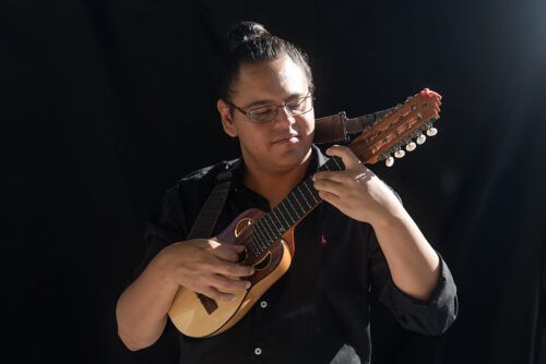 Miguel Vilca: “El charango como símbolo de la cultura andina siempre fue desvalorizado pero sigue en pie”