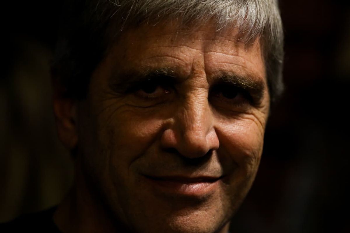 Caputo y su particular manera de defender el préstamo por U$S 3000 millones: “Kukitas queridos, ya no psicopatean a nadie”