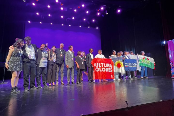 El arte inclusivo brilló en los Juegos Bonaerenses con radioteatro y canto para todos