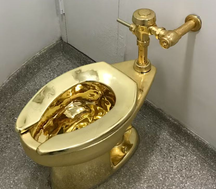 La Mona Lisa, un inodoro de oro y ahora las joyas reales del Louvre: la fascinante historia de robos de obras de arte