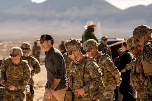 El jefe del Pentágono elimina programas de igualdad e inaugura la «era de la guerra»