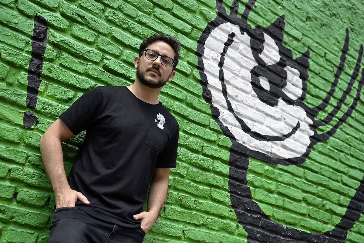 El diablo siembra el pánico en Argentina y Mirtha, la Chiqui, es la única que puede detenerlo