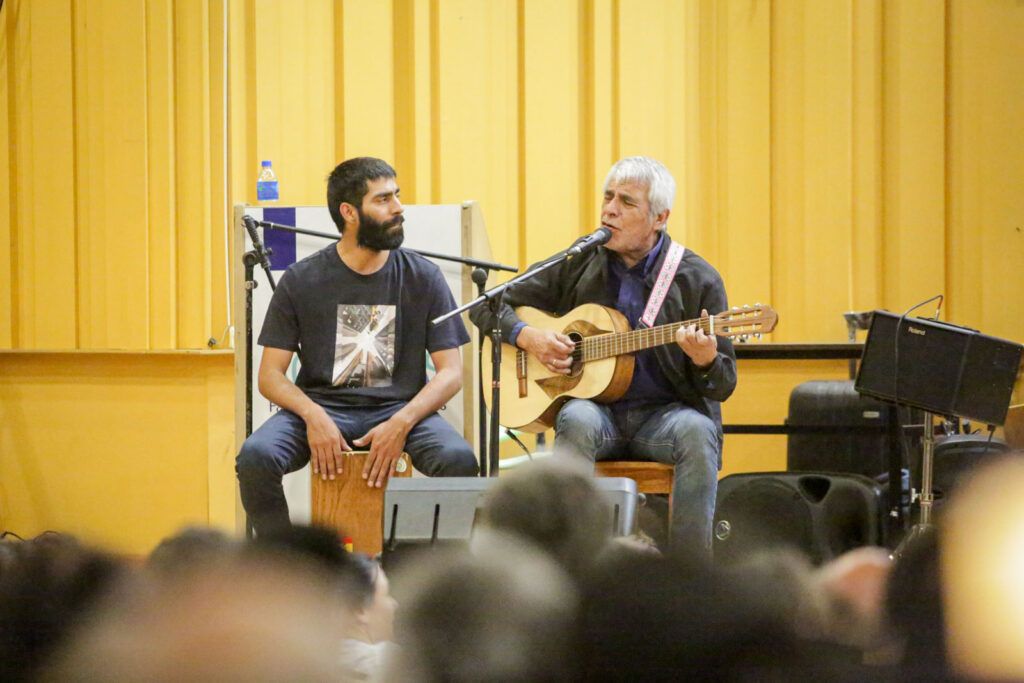 Entre el aula y la cancha: el amor por Diego se explica y se juega 1 diego