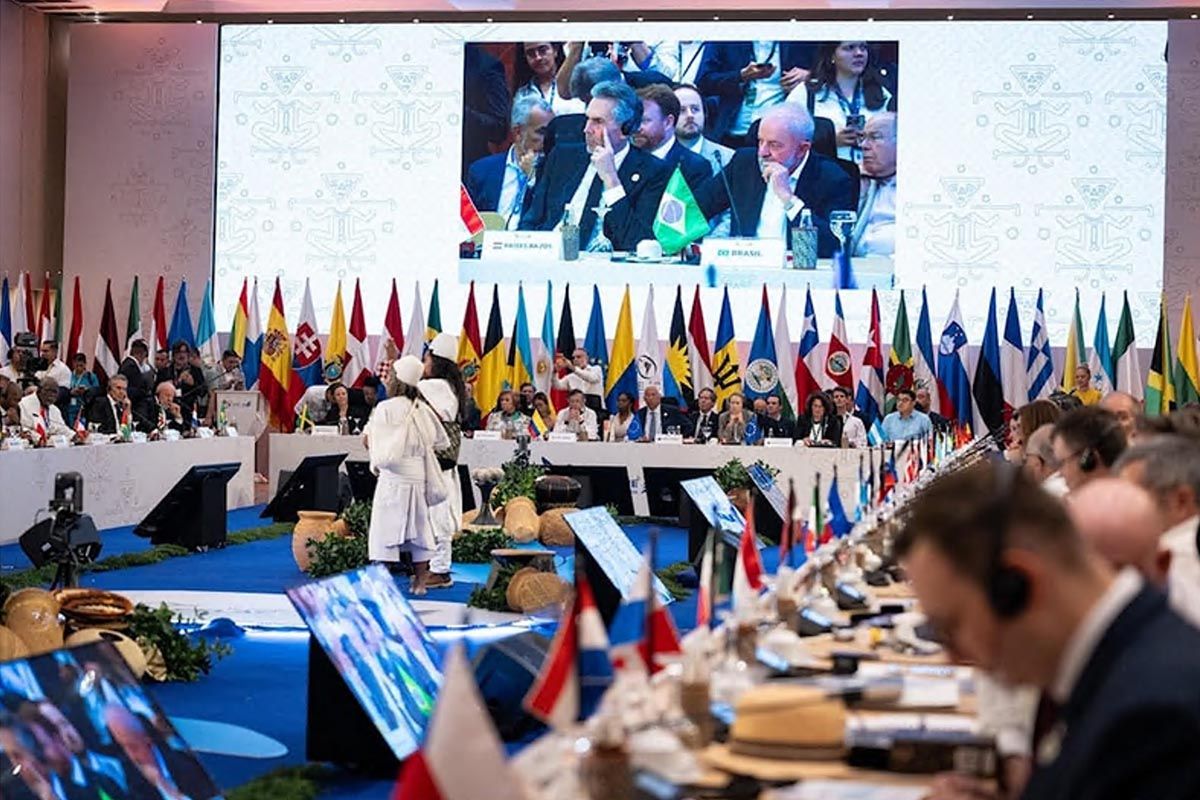 Cumbre Celac-UE: acuerdo sobre narcotráfico y críticas a EEUU por el despliegue militar en el Caribe
