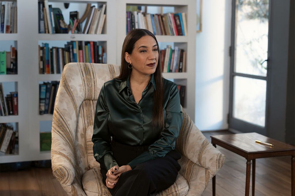 Vicky se enfrenta al abismo de sus deseos en el esperado regreso de "Envidiosa"