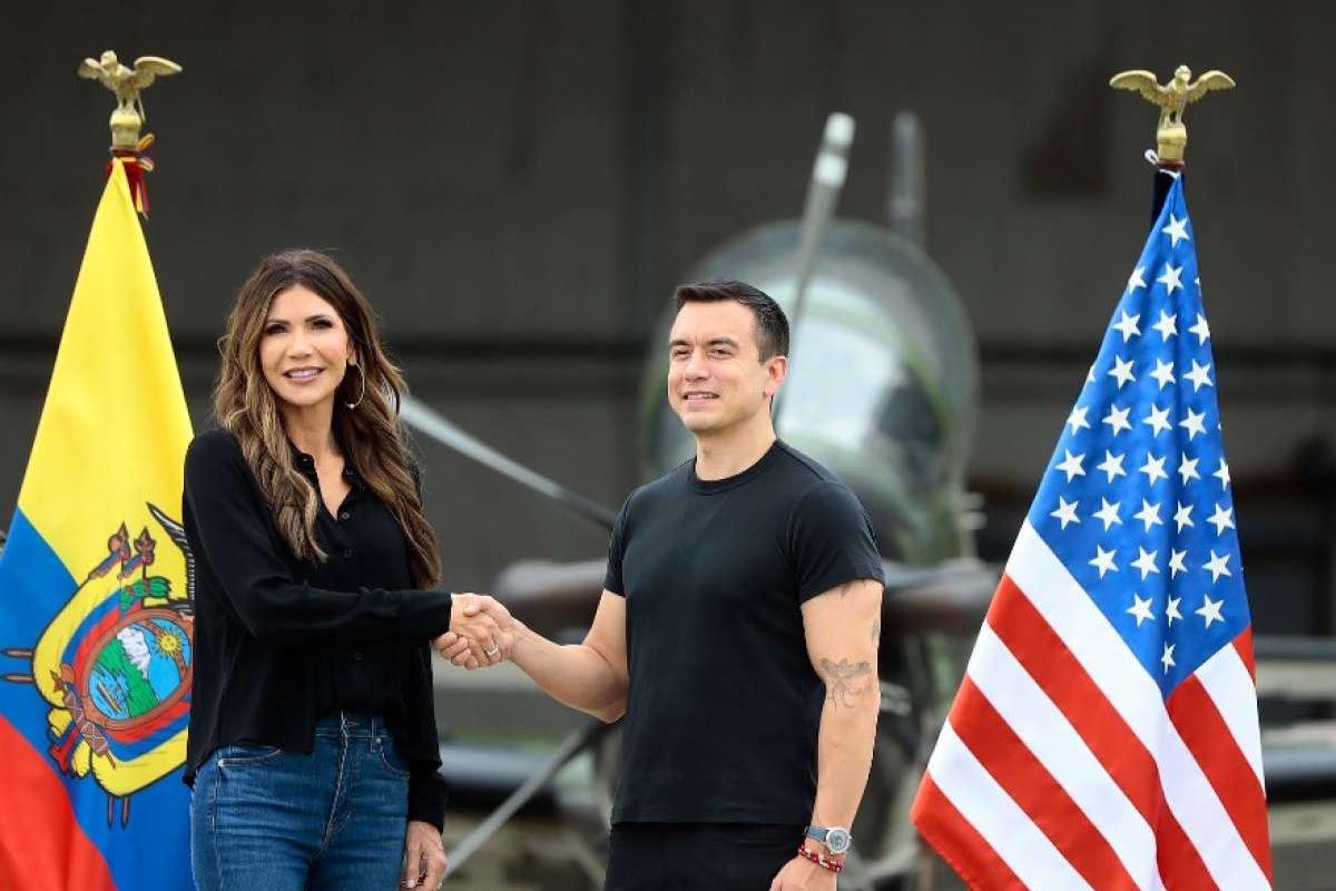 Noboa avanza hacia la reinstalación de una base de EEUU en Ecuador