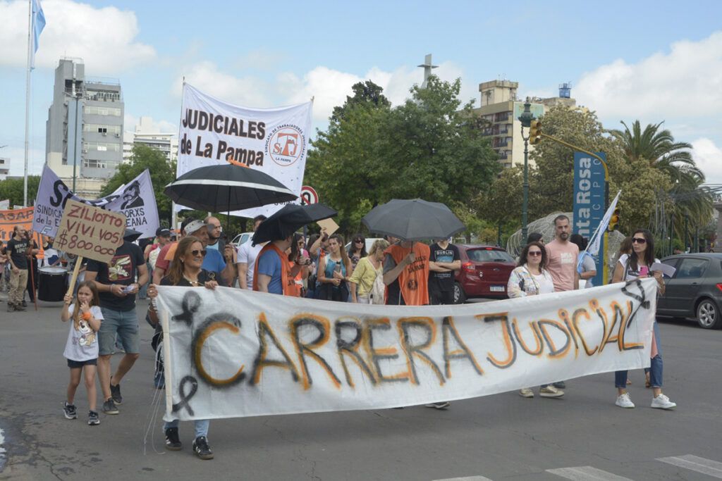 Los trabajadores judiciales cobran por debajo de la línea de la pobreza en 15 provincias