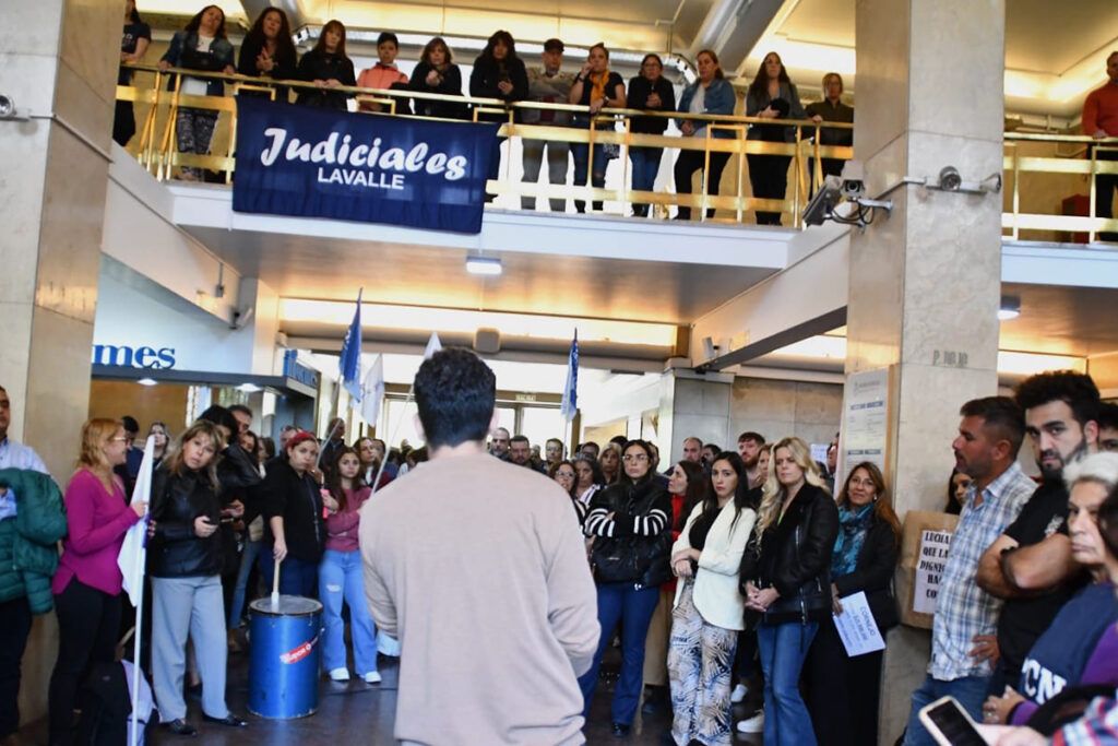 Los trabajadores judiciales cobran por debajo de la línea de la pobreza en 15 provincias