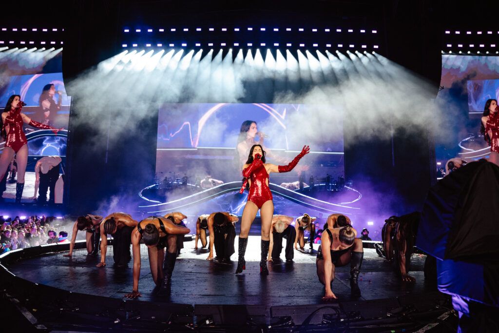 Dua Lipa hizo vibrar River y se ganó el corazón del público argentino