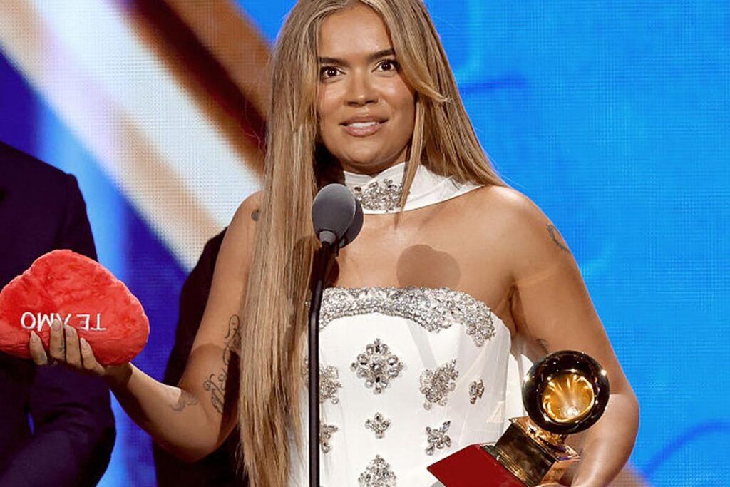 Ca7riel y Paco Amoroso hacen historia y arrasan en los Latin Grammys