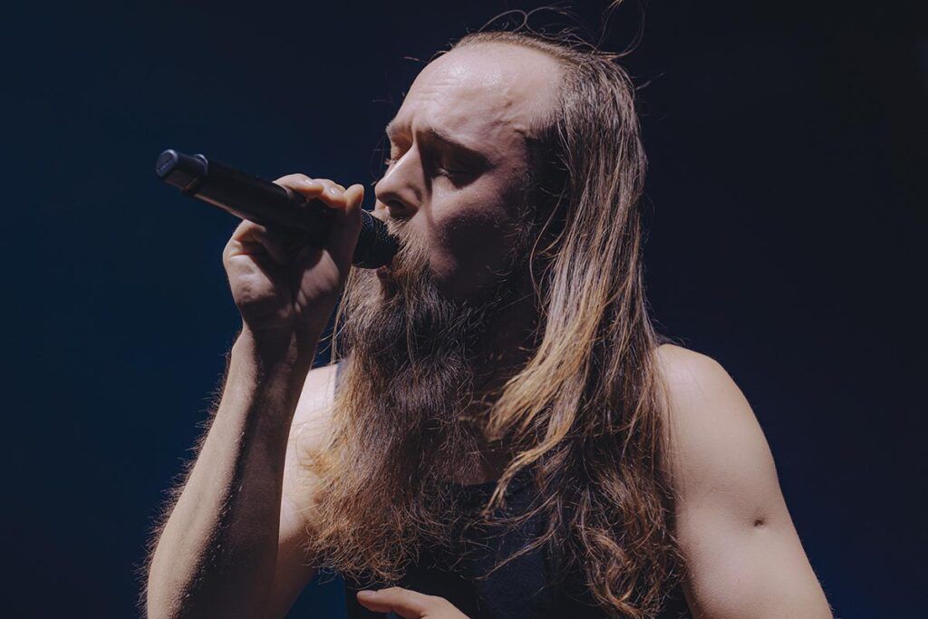 Desde Bielorrusia con amor: Molchat Doma y su melancolía post soviética sacudieron Buenos Aires