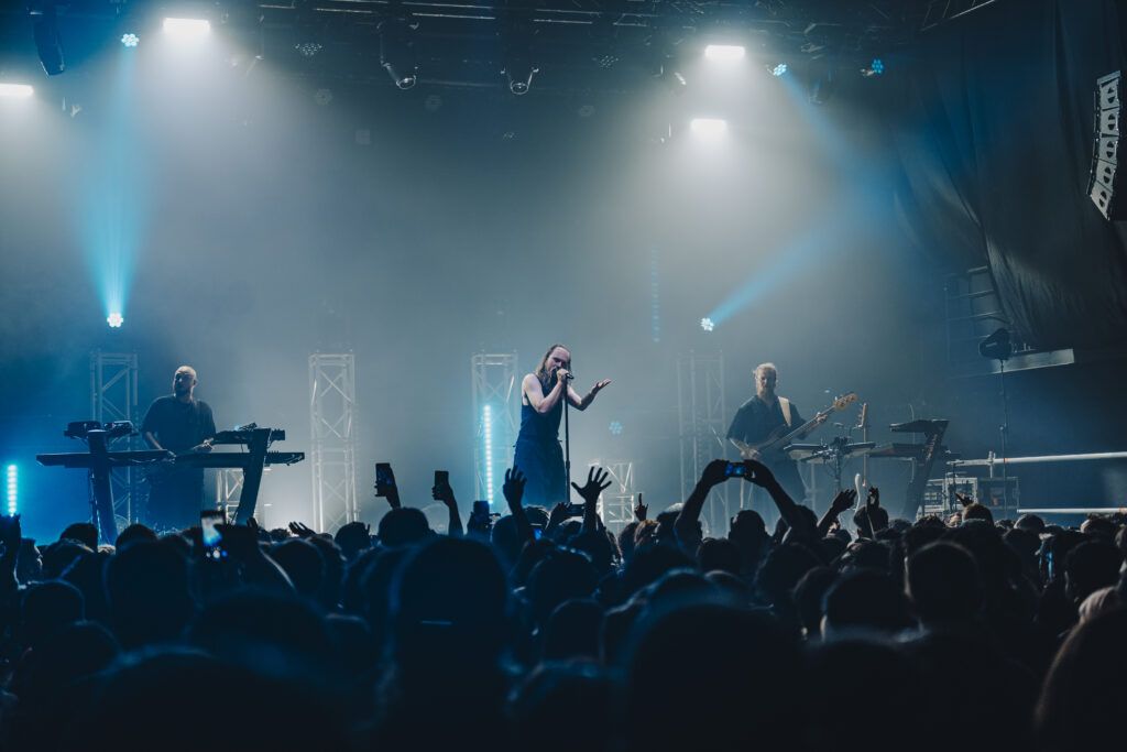 Desde Bielorrusia con amor: Molchat Doma y su melancolía post soviética sacudieron Buenos Aires