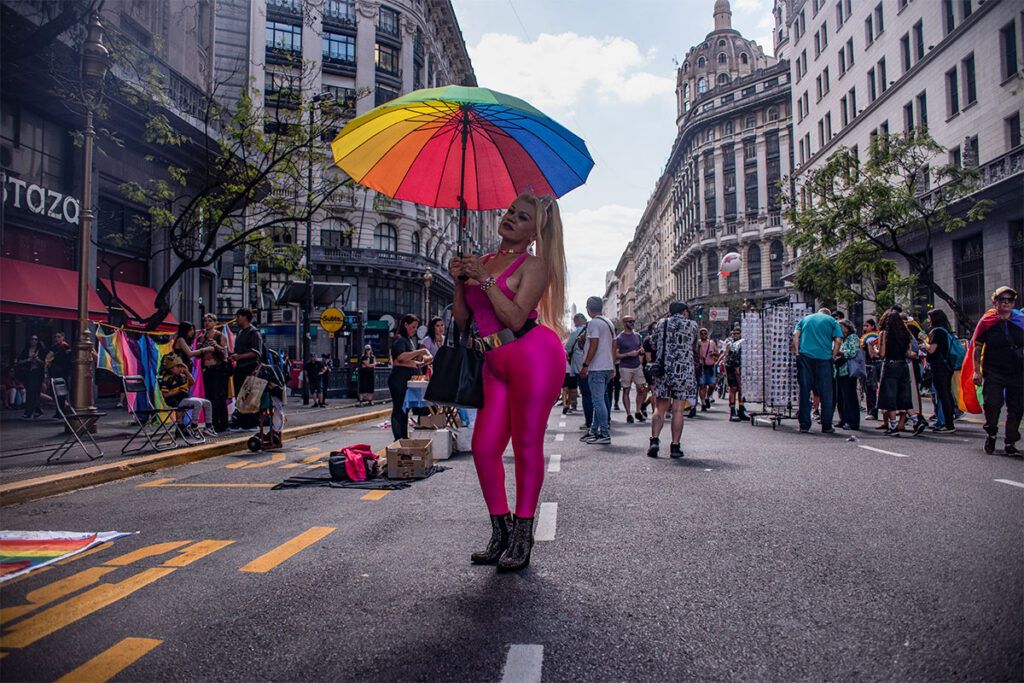 Postales del Orgullo: lucha y color en la marcha 2025