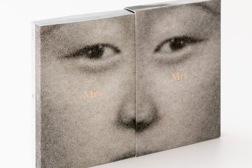 Un relato familiar a partir del álbum de fotos de un matrimonio (in)feliz