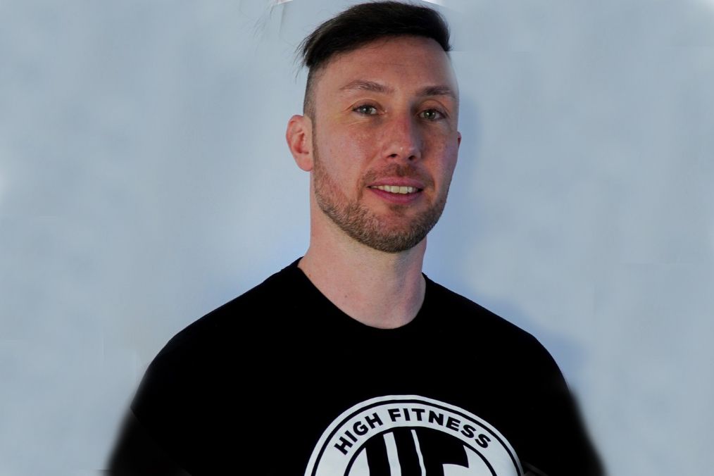 Un influencer acusó a “la mafia de los suplementos” de atacar a su abuela, pero denuncian que habría sido todo un fraude