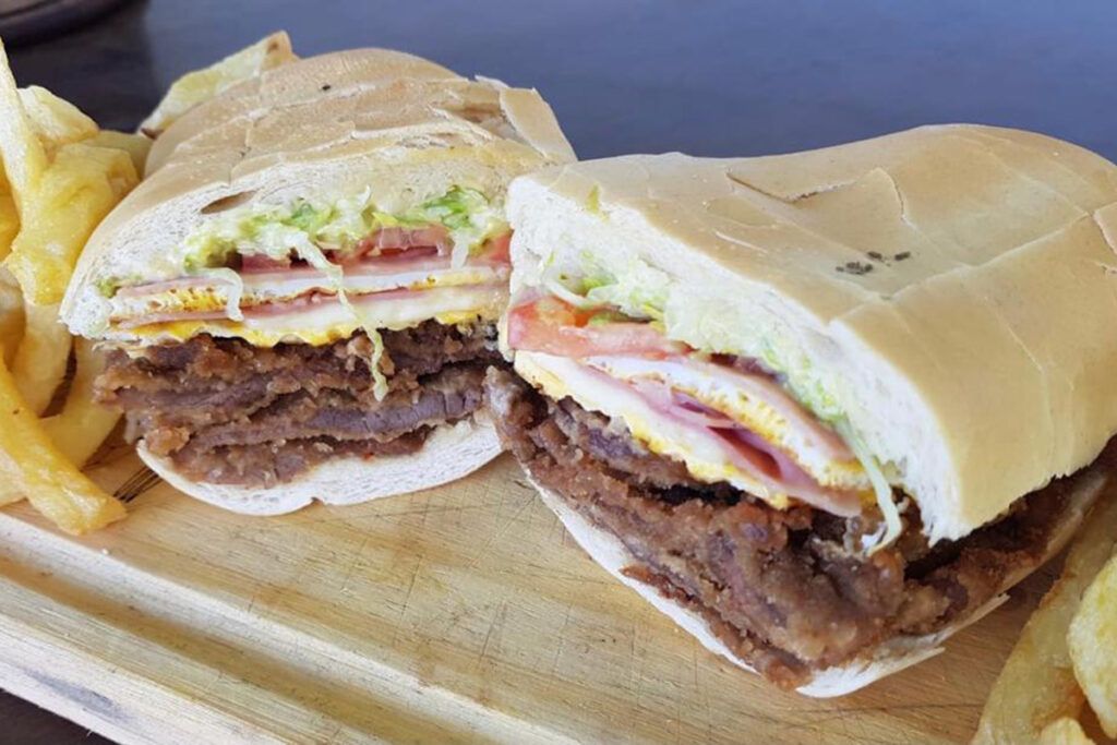 Tucumán celebra su sabor más querido con la 4ª Fiesta Nacional del Sánguche de Milanesa 3 Tucumán celebra su sabor más querido con la 4ª Fiesta Nacional del Sánguche de Milanesa