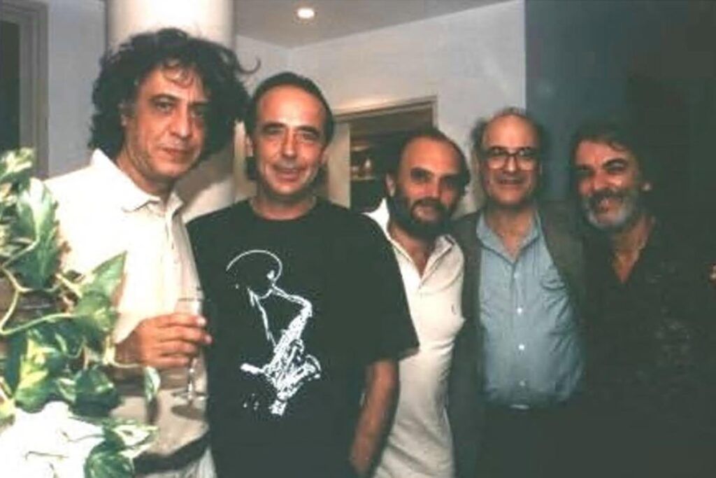 Joan Manuel Serrat recordó a Roberto Fontanarrosa: "Era un cuentista extraordinario" 2 Joan Manuel Serrat recordó a Roberto Fontanarrosa: "Era un cuentista extraordinario"