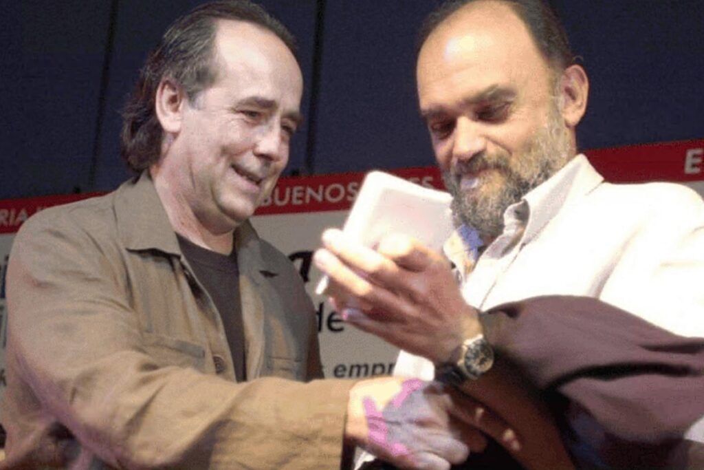 Joan Manuel Serrat recordó a Roberto Fontanarrosa: "Era un cuentista extraordinario" 1 Joan Manuel Serrat recordó a Roberto Fontanarrosa: "Era un cuentista extraordinario"