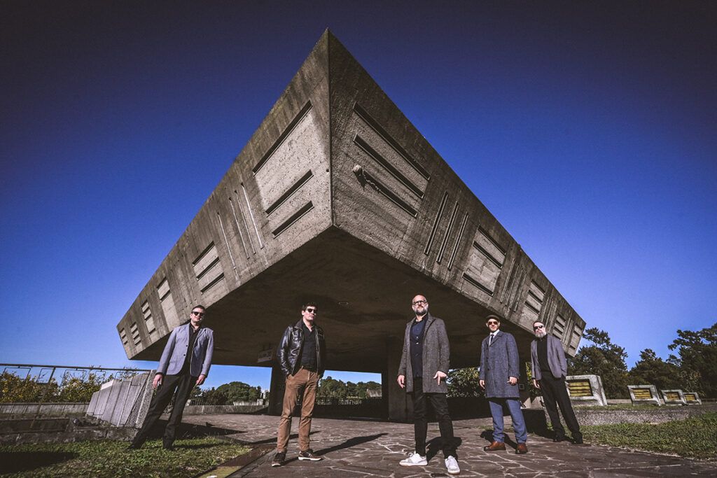 Rovira 100, el nuevo disco de Sónico