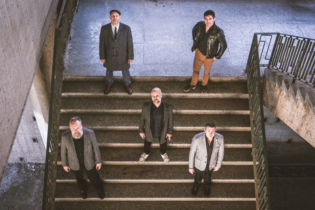 Rovira 100, el nuevo disco de Sónico