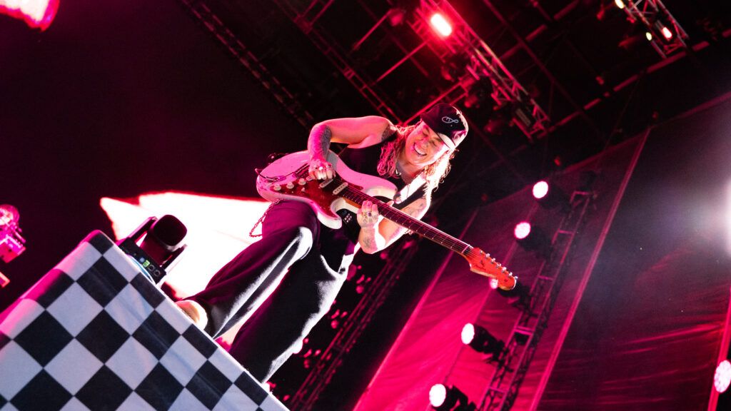 Festival Music Wins 2025: Massive Attack encendió la noche con un show político y magnético