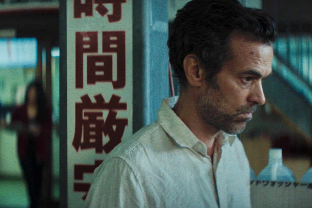 "Un amor incompleto": entre la ley, el desarraigo y la esperanza 2 "Un amor incompleto": entre la ley, el desarraigo y la esperanza