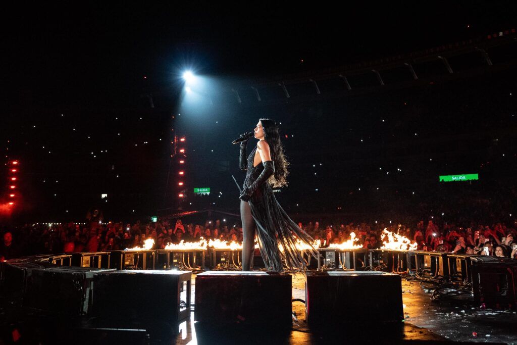 Dua Lipa hizo vibrar River y se ganó el corazón del público argentino