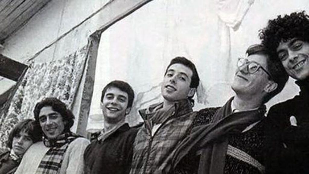 "La dicha en movimiento": la vuelta de la democracia y la alegría insolente de Los Twist retratadas en una película 2 "La dicha en movimiento": la vuelta de la democracia y la alegría insolente de Los Twist retratadas en una película