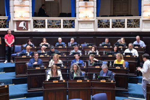 La Legislatura aprobó el Presupuesto y la Ley Fiscal de Kicillof, pero no el financiamiento: por qué se trabó