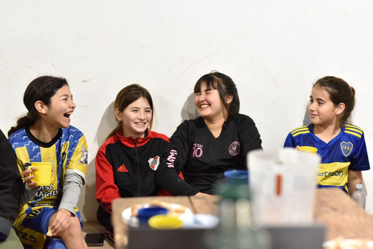 El taller “La pelota no se mancha” participa en el Primer Congreso Internacional Diego Armando Maradona