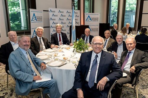 A horas de la marcha de la CGT, los empresarios más fuertes bendijeron las reformas