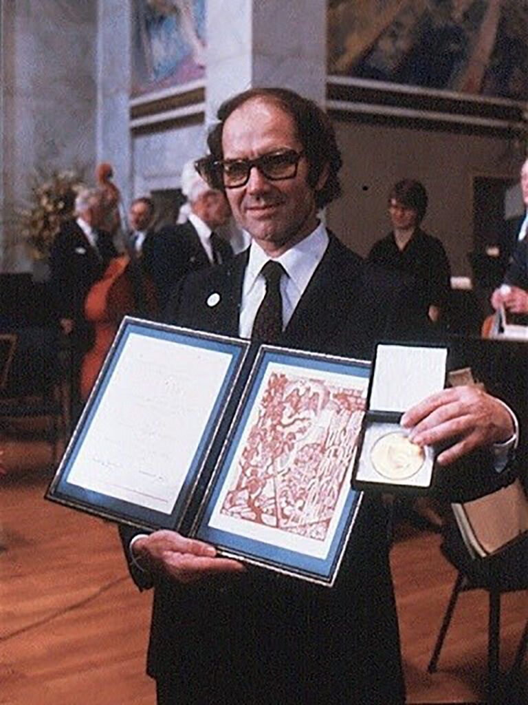 A 45 años del Nobel de la Paz a Adolfo Pérez Esquivel: "Fue un detonante fuerte para democratizar el país"