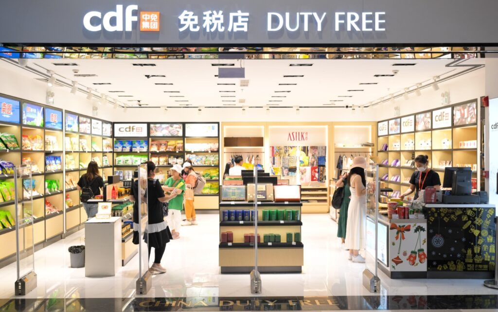 Turistas del mundo, uníos… para comprar en China