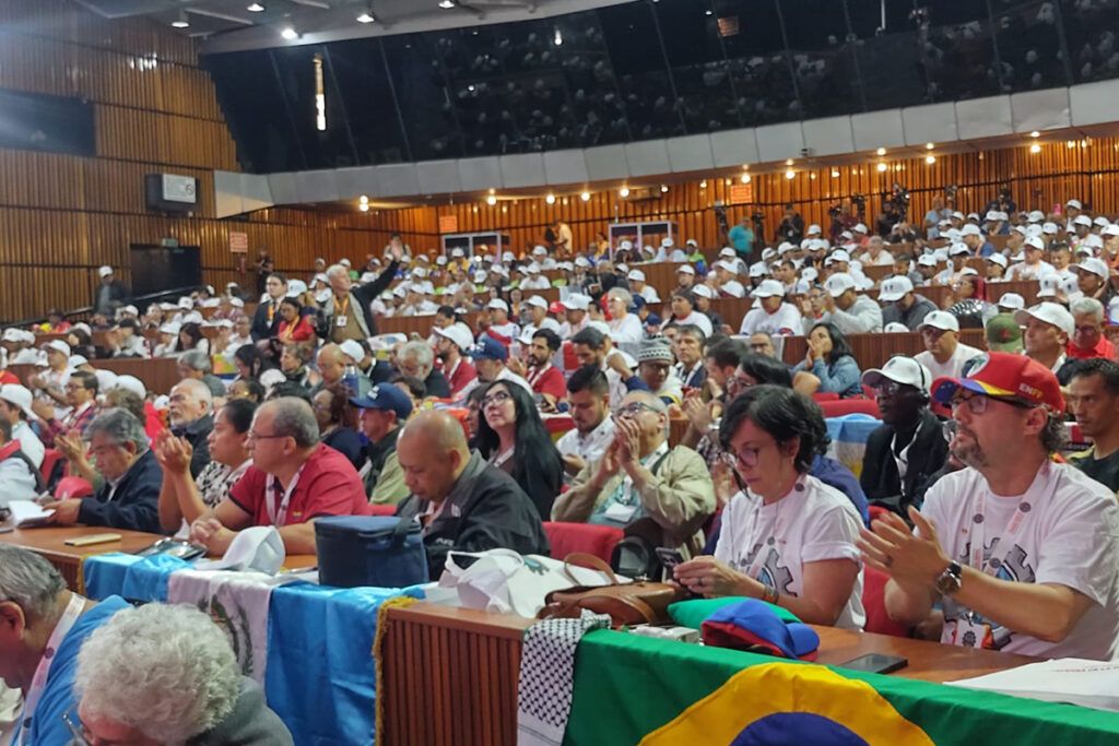 Desde Caracas: sindicatos del mundo denuncian el bloqueo y la amenaza militar contra Venezuela 1 Desde Caracas: sindicatos del mundo denuncian el bloqueo y la amenaza militar contra Venezuela