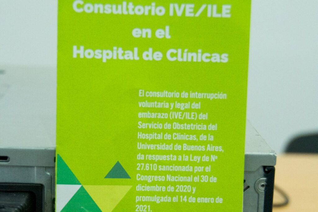 El Hospital de Clínicas abrió un consultorio para garantizar el acceso a la interrupción voluntaria del embarazo 8 El Hospital de Clínicas abrió un consultorio para garantizar el acceso a la interrupción voluntaria del embarazo