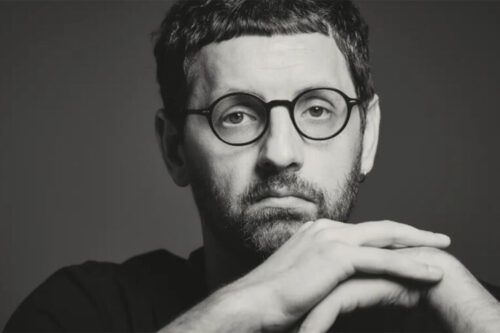 El corazón que manda: la autoficción híbrida de Denis Fernández