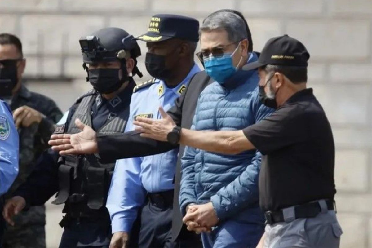 Salió de la cárcel JOH, el expresidente hondureño indultado por Trump