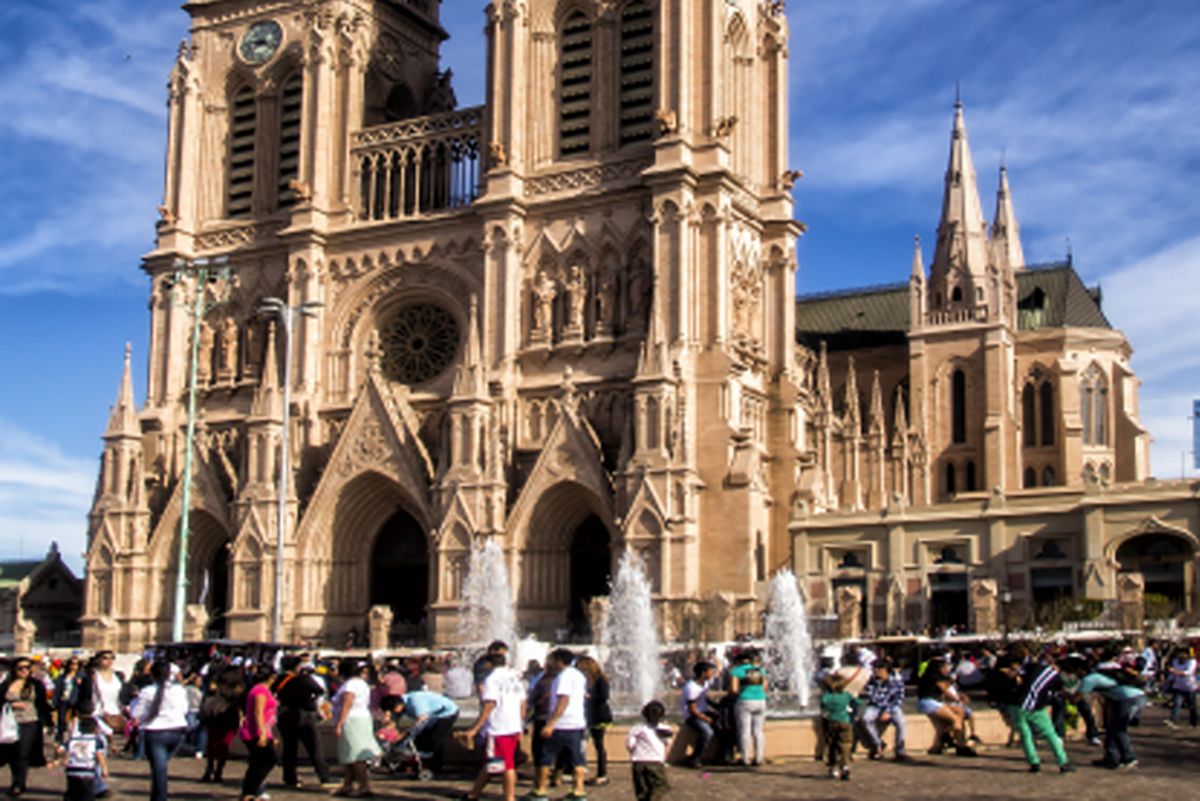 Fiestas y actividades más allá de Luján para el último fin de semana largo del 2025