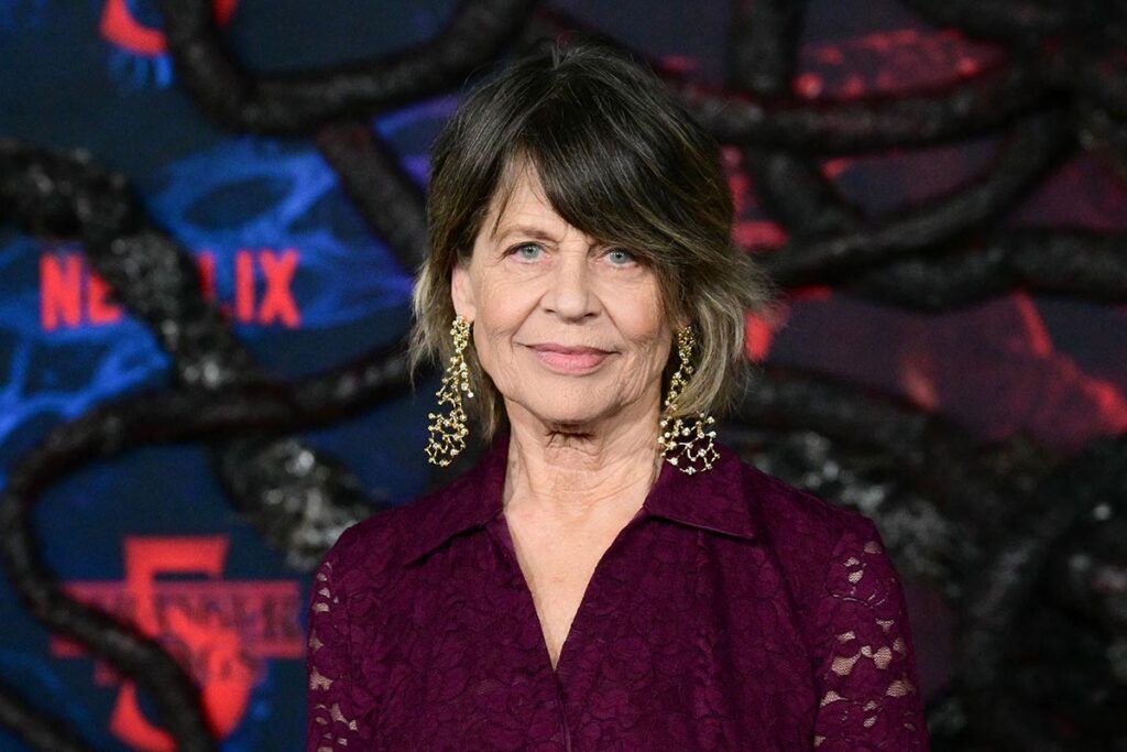 Linda Hamilton sigue imparable: de Sarah Connor a “Stranger Things”, no le teme al paso del tiempo