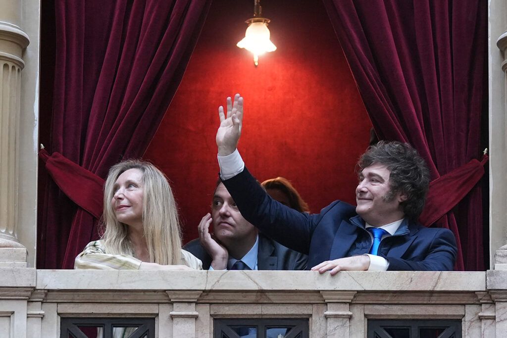 La Libertad Avanza pone a prueba un frágil equilibrio con los gobernadores 2 La Libertad Avanza pone a prueba un frágil equilibrio con los gobernadores