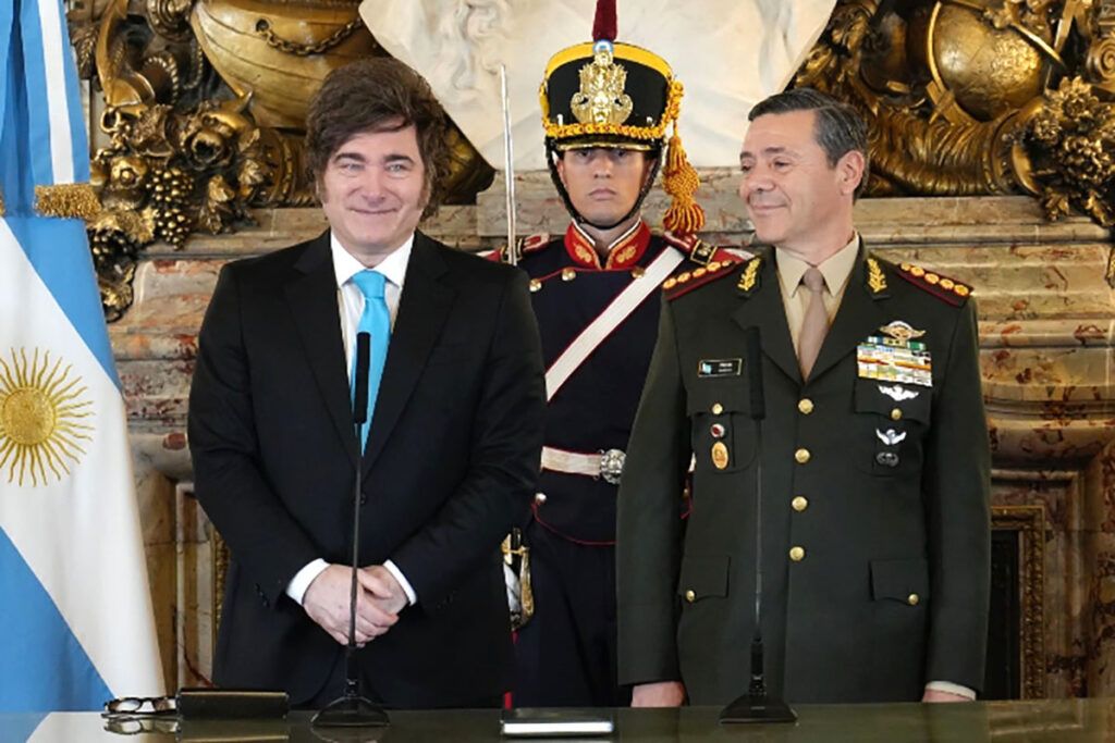 El Gobierno se prepara para defender el decreto de la SIDE en la Justicia: la estrategia de la mesa chica para impedir la nulidad