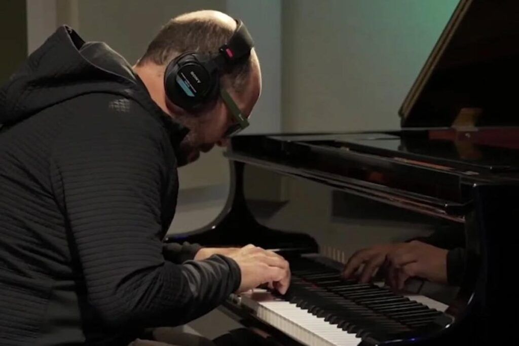 Sebastián Zanetto Trío explora vínculos íntimos con “La otra familia” 2 Sebastián Zanetto Trío explora vínculos íntimos con “La otra familia”